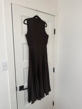 Theory Mixed Media Pleated Midi Dress in Mink (brown) - Size L (petite)